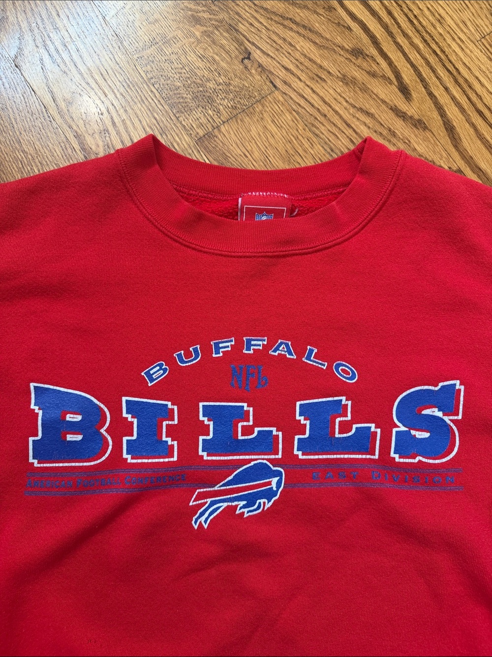 Vintage 90s Buffalo Bills Crewneck Sweatshirt. Size XL. Good Used Condition. - Picture 7 of 15